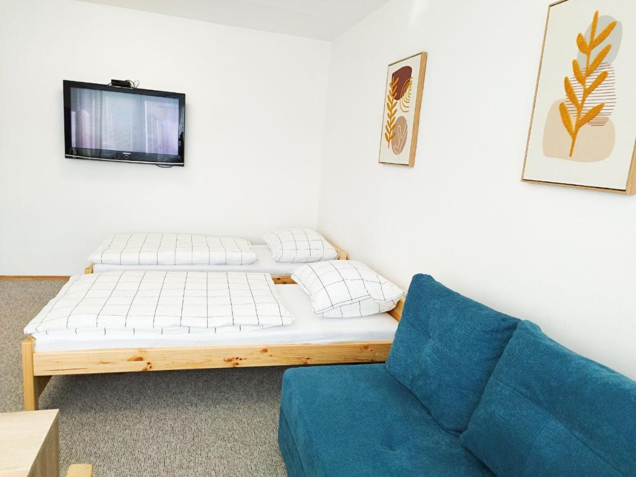 Liptovský Mikuláš Vivi Apartments מראה חיצוני תמונה